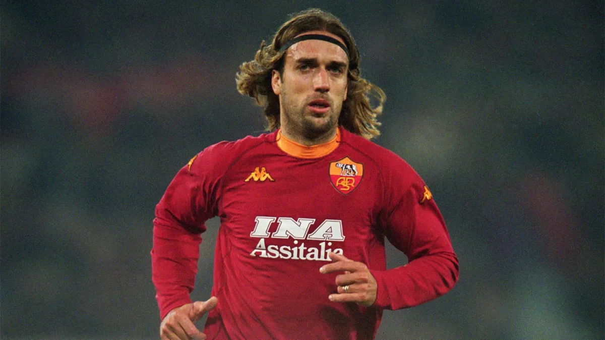 Gabriel Batistuta to Roma in 2000 – Did it work? | FootballTransfers.com